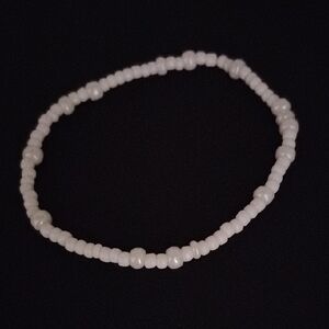 Chic White Beaded Bracelet